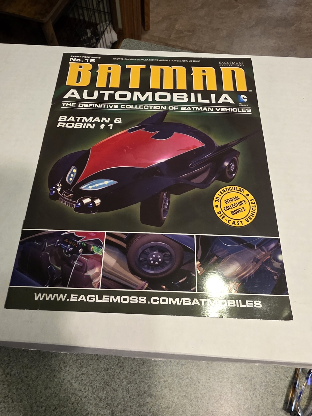 Batman Automobilia Issue 15